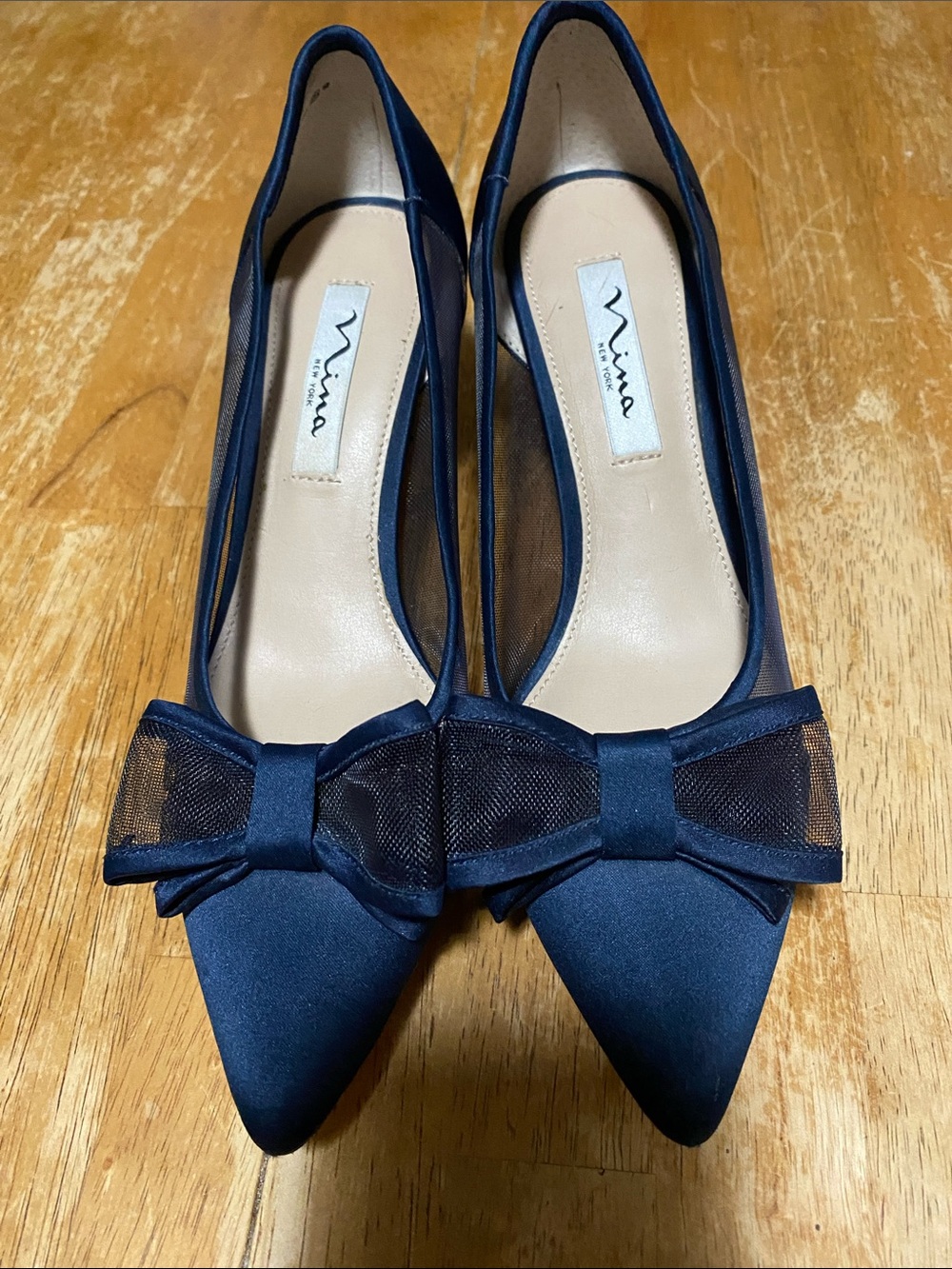 Beautiful Nina Navy Pointed-Toe Mesh Bow Heels super elegant and very com!!
